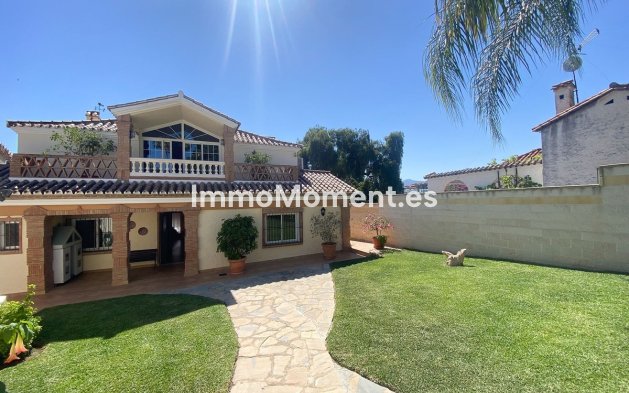 Resale - Villa - Marbella - Guadalmina Alta