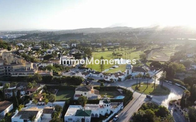 Wiederverkauf - Villa - Marbella - Nueva Andalucía