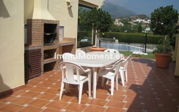 Wiederverkauf - Villa - Marbella - Nueva Andalucía
