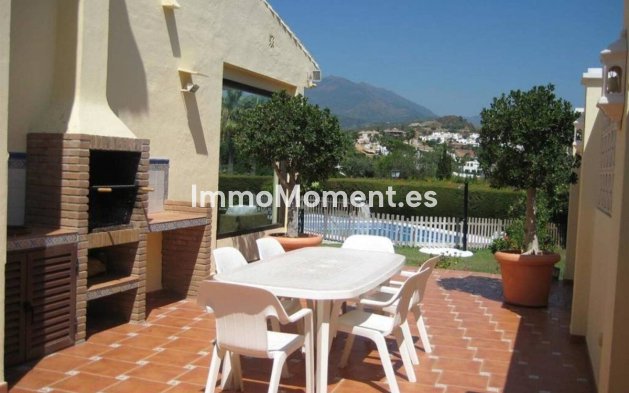 Wiederverkauf - Villa - Marbella - Nueva Andalucía