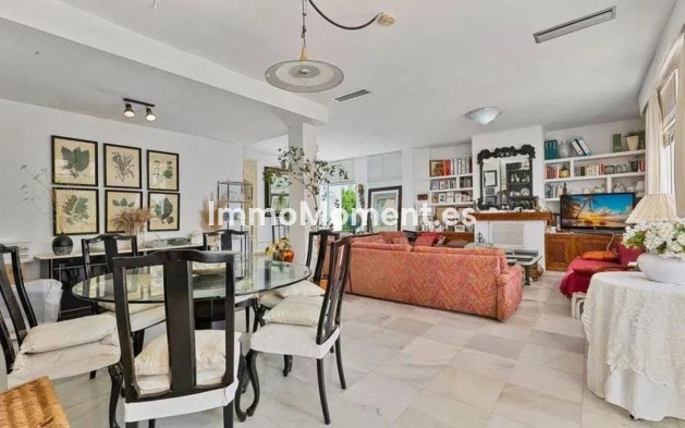 Reventa - Villa - Marbella - Nueva Andalucía