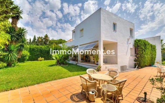 Reventa - Villa - Marbella - Nueva Andalucía