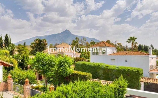 Reventa - Villa - Marbella - Nueva Andalucía