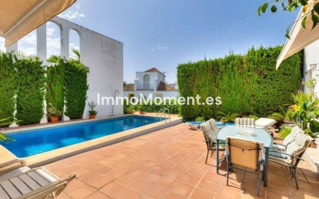 Reventa - Villa - Marbella - Nueva Andalucía