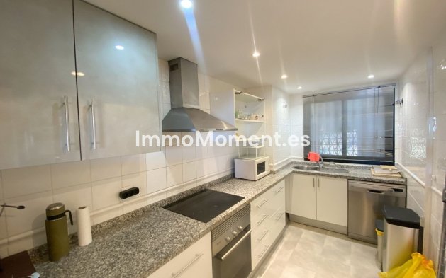 Wiederverkauf - Wohnung - Estepona  - Selwo