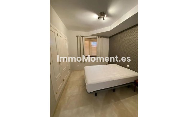 Wiederverkauf - Wohnung - Estepona  - Selwo