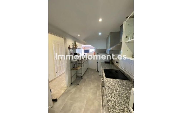 Wiederverkauf - Wohnung - Estepona  - Selwo