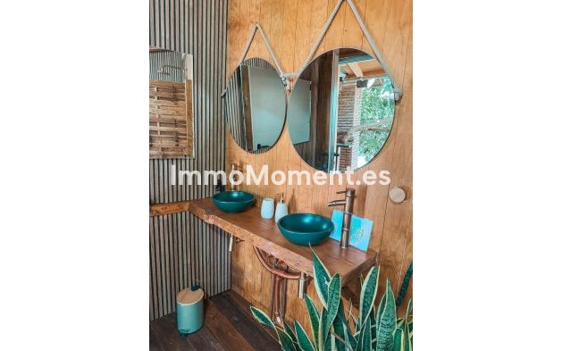 Resale - Villa - Marbella - Nueva Andalucía