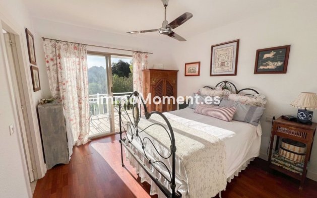 Bestaande woning - Geschakelde woning - Marbella - Nagüeles