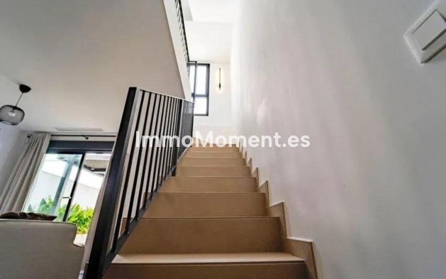 Bestaande woning - Geschakelde woning - Estepona  - Cancelada