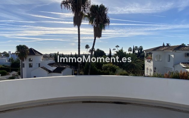 Resale - Villa - El Paraiso - New Golden Mile