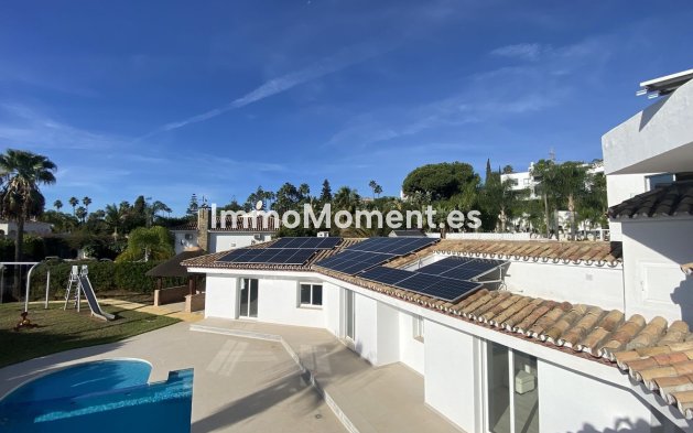 Resale - Villa - El Paraiso - New Golden Mile