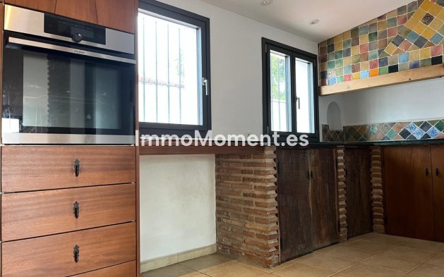 Resale - Villa - Marbella - Nagüeles