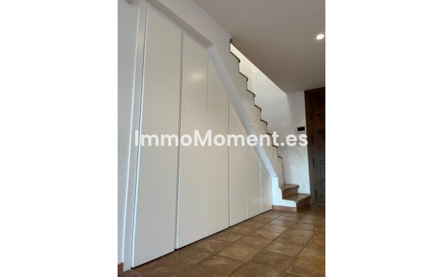 Resale - Villa - Marbella - Nagüeles