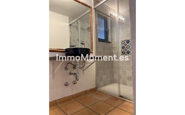 Resale - Villa - Marbella - Nagüeles