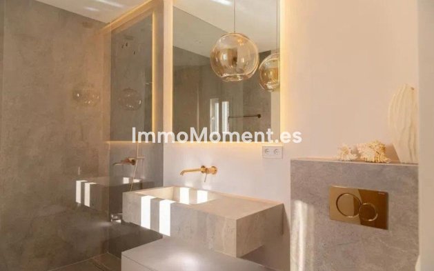 Wiederverkauf - Wohnung - Marbella - Nueva Andalucía