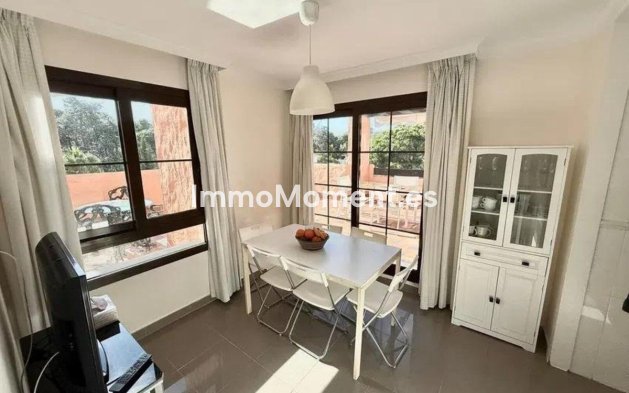 Resale - Apartment - Estepona - New Golden Mile