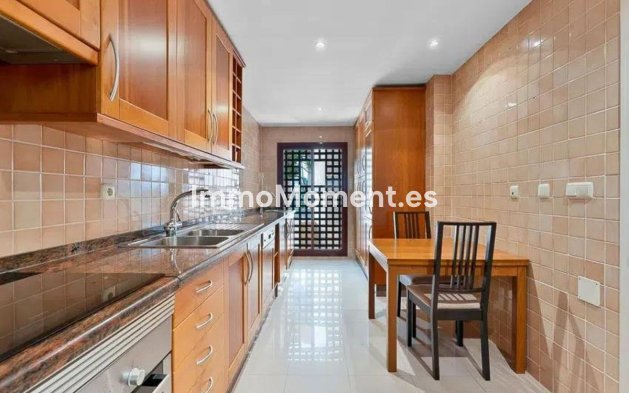 Wiederverkauf - Wohnung - Marbella - San Pedro de Alcántara