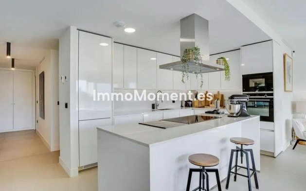 Wiederverkauf - Wohnung - Estepona  - Estepona Centro