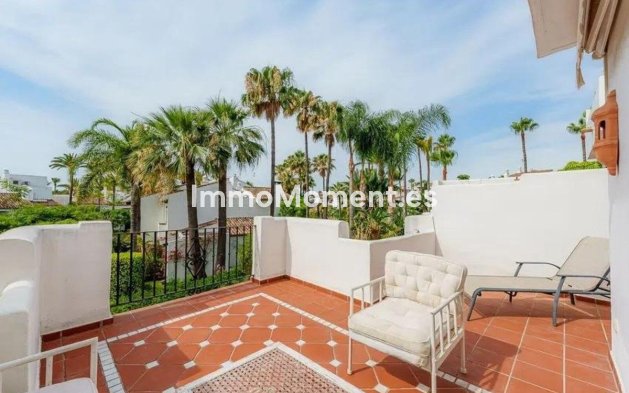 Revente - Maison mitoyenne - Estepona  - Costalita