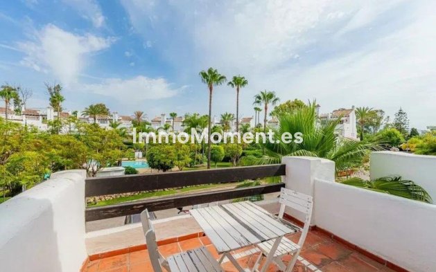 Revente - Maison mitoyenne - Estepona  - Costalita