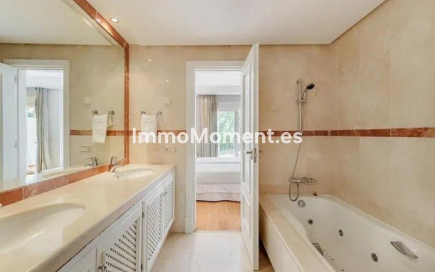 Revente - Maison mitoyenne - Estepona  - Costalita