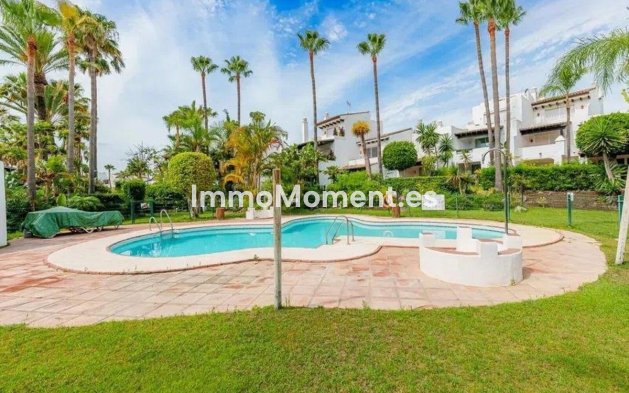 Revente - Maison mitoyenne - Estepona  - Costalita