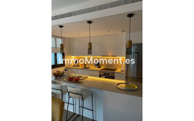 Wiederverkauf - Wohnung - Estepona  - Estepona Centro