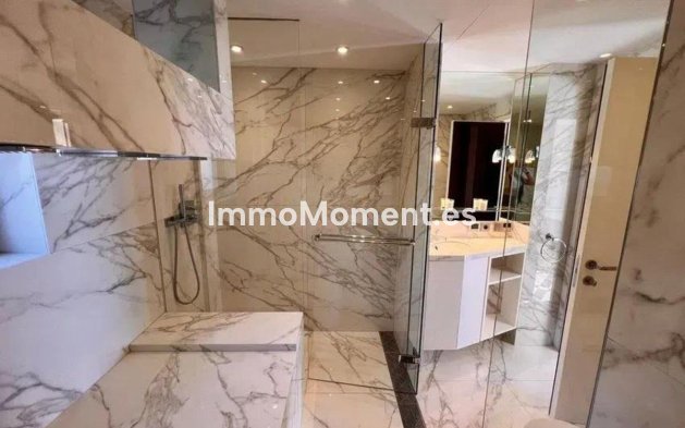 Resale - Apartment - Benahavís - Benahavís Centro