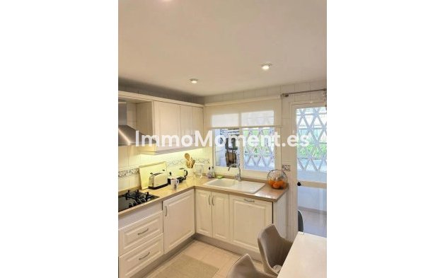 Wiederverkauf - Wohnung - Marbella - Elviria