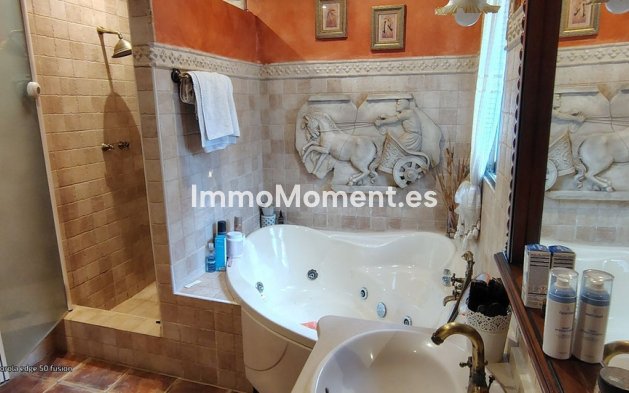 Reventa - Villa - Marbella - Río Real