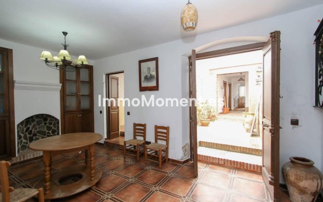 Bestaande woning - Geschakelde woning - Binnenland  - Guaro