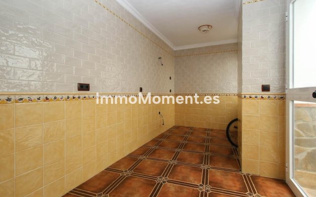 Bestaande woning - Geschakelde woning - Binnenland  - Guaro