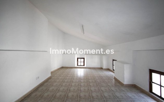 Bestaande woning - Geschakelde woning - Binnenland  - Guaro