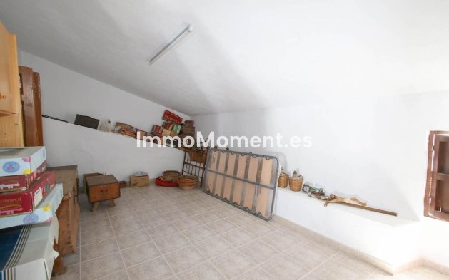 Bestaande woning - Geschakelde woning - Binnenland  - Guaro