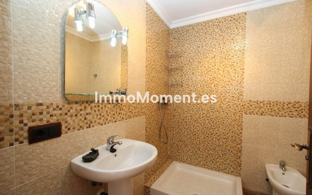 Bestaande woning - Geschakelde woning - Binnenland  - Guaro