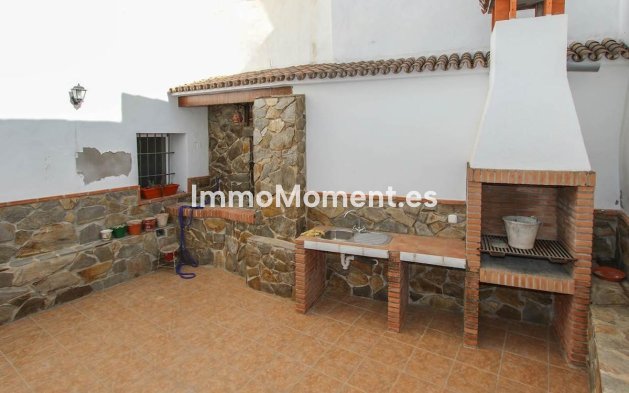 Bestaande woning - Geschakelde woning - Binnenland  - Guaro