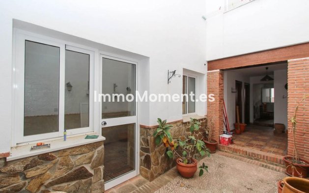 Bestaande woning - Geschakelde woning - Binnenland  - Guaro