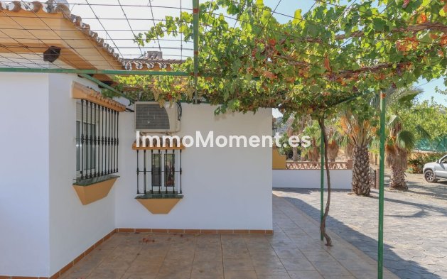 Bestaande woning - Villa - Binnenland  - Guaro