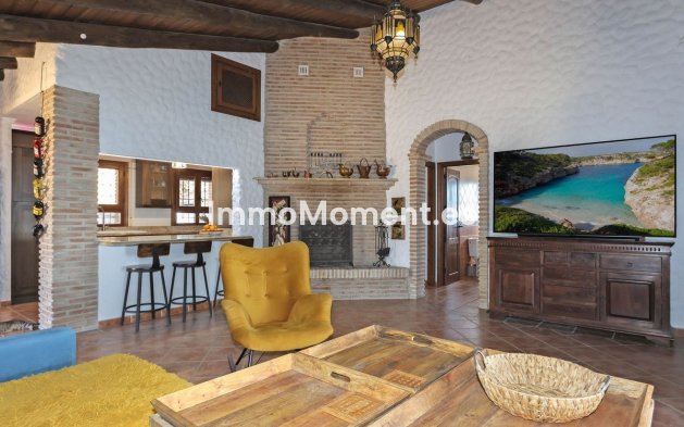 Reventa - Villa independiente - Interior  - Alozaina
