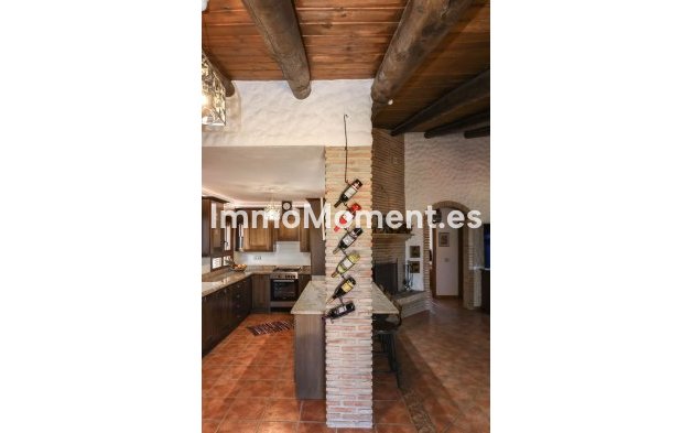 Reventa - Villa independiente - Interior  - Alozaina