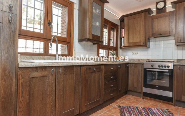 Reventa - Villa independiente - Interior  - Alozaina