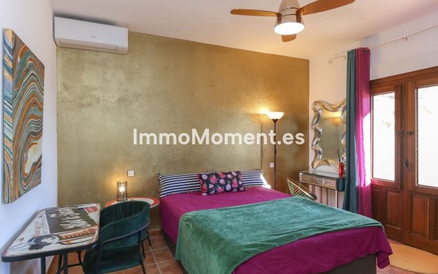 Reventa - Villa independiente - Interior  - Alozaina