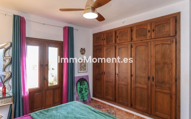 Reventa - Villa independiente - Interior  - Alozaina