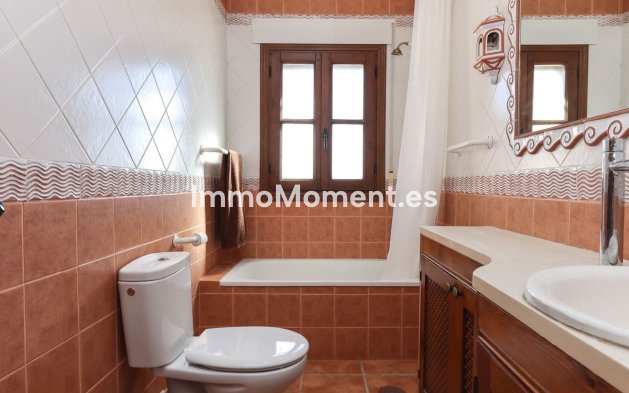 Reventa - Villa independiente - Interior  - Alozaina