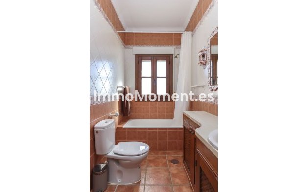 Reventa - Villa independiente - Interior  - Alozaina