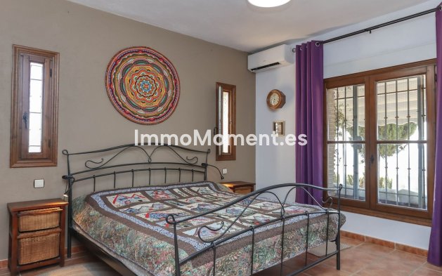 Reventa - Villa independiente - Interior  - Alozaina