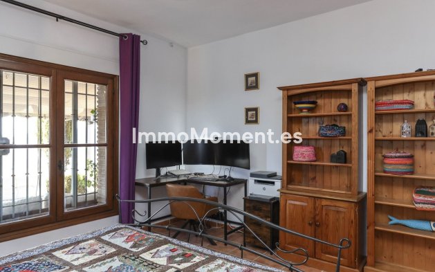Reventa - Villa independiente - Interior  - Alozaina