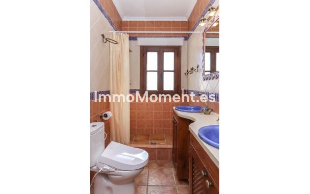 Reventa - Villa independiente - Interior  - Alozaina