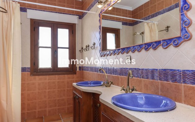 Reventa - Villa independiente - Interior  - Alozaina